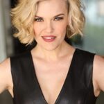 Kari Wahlgren