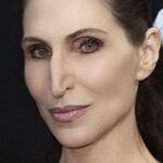 Bonnie Aarons