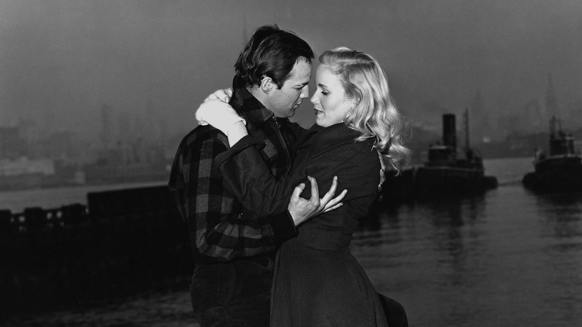 فیلم در بارانداز On the Waterfront 1954